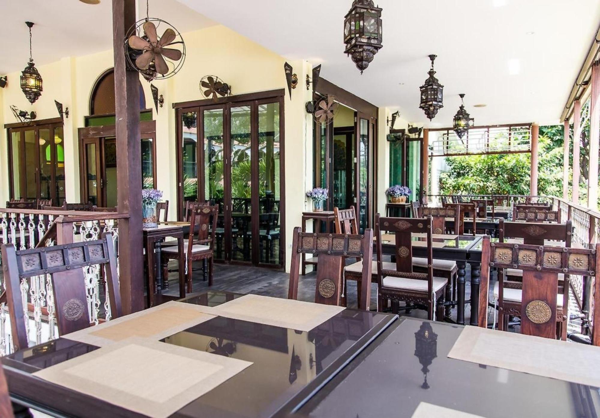 Sheik Istana Hotel Chiangmal 清邁 外观 照片