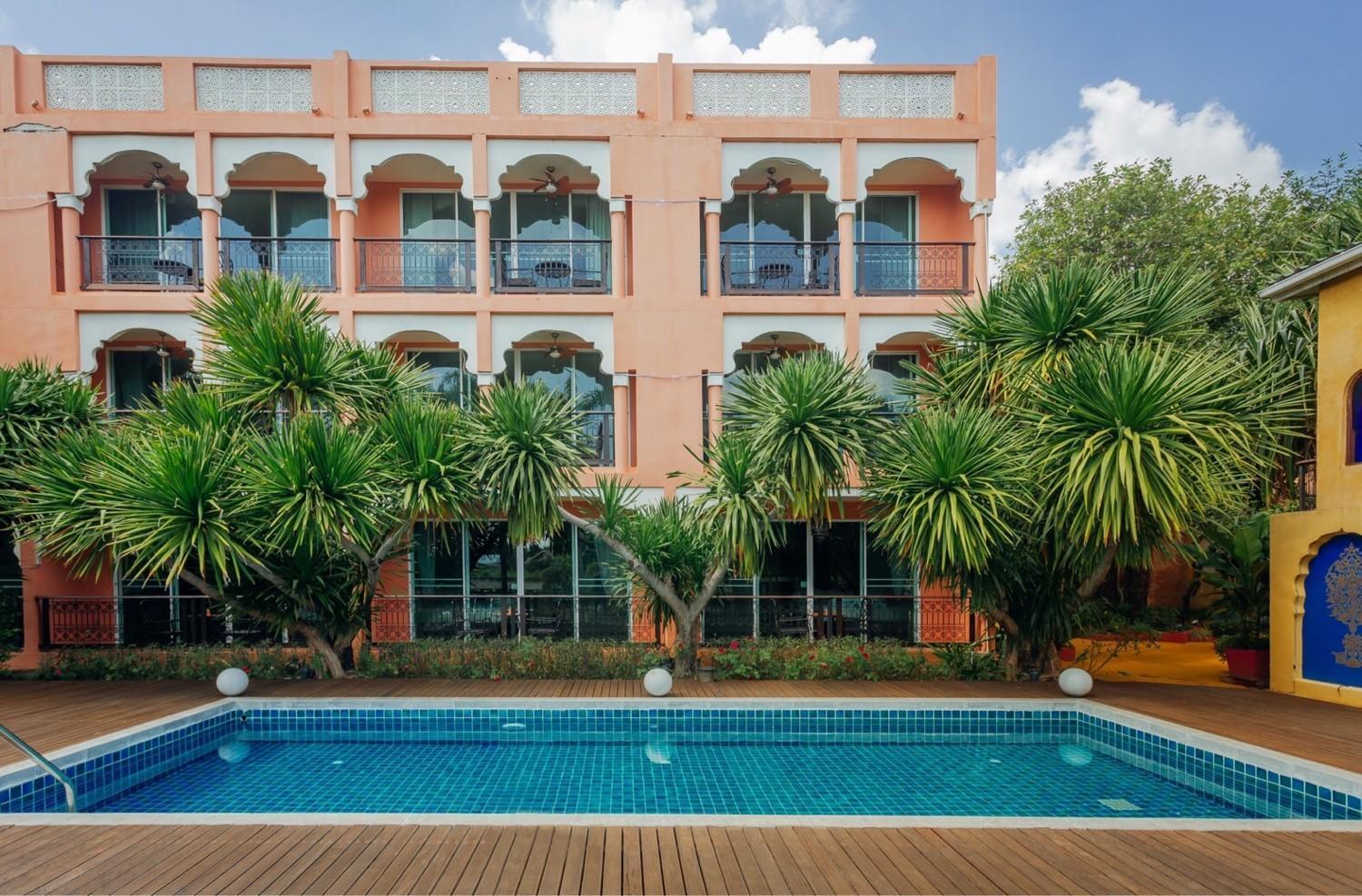 Sheik Istana Hotel Chiangmal 清邁 外观 照片